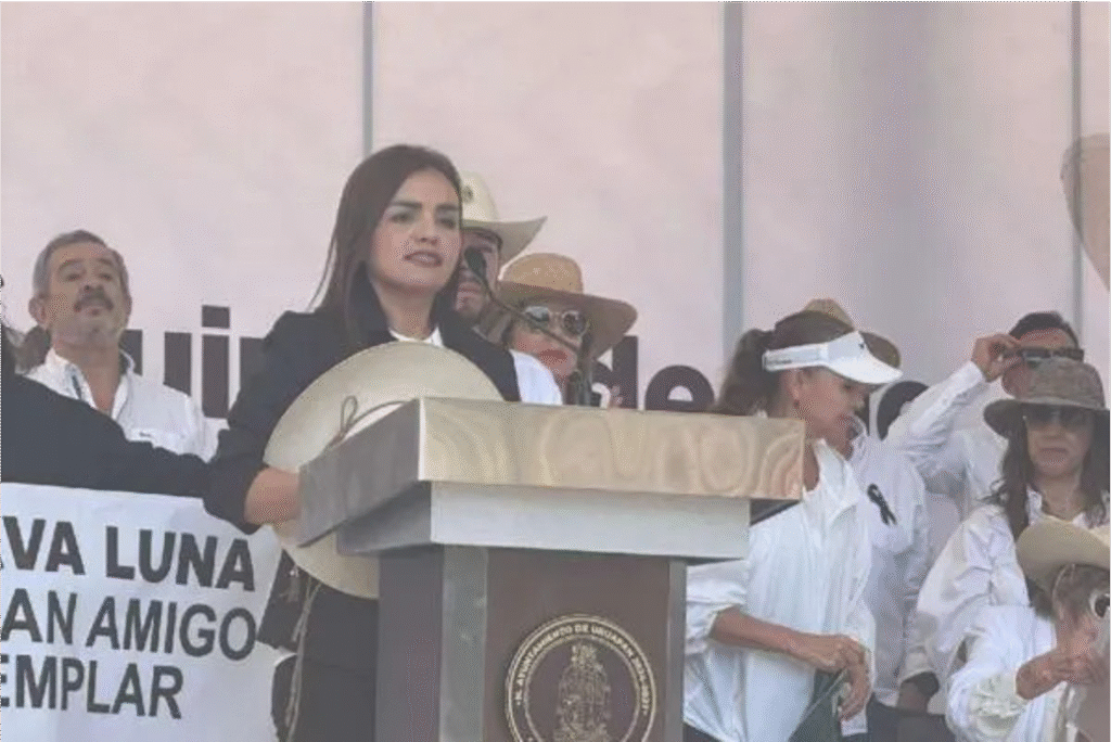 Grecia Quiroz en primer discurso como alcaldesa de Uruapan; reclama justicia- “Reunión con Sheinbaum no fue para doblar las manos”