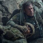 Rifles, robots y Alan Ritchson: Netflix rompe internet con el tráiler oficial de ‘War Machine’