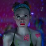 De estrella de cine a OnlyFans: El primer avance de la nueva serie de Elle Fanning