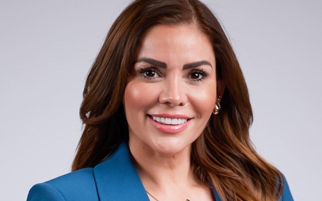 Detienen a Karina Barrón, funcionaria de Monterrey, por presunto cohecho y falsedad