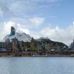 Disney Adventure World París redefine el turismo temático europeo con Frozen