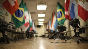 photojournalism-shot-on-50mm-lens-f56-deep-depth-o (1)